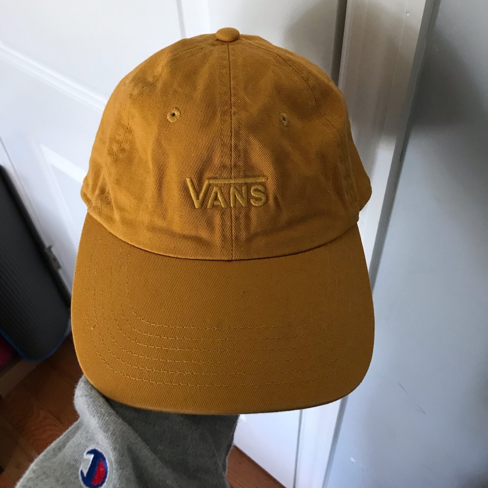 Vans dad hat.